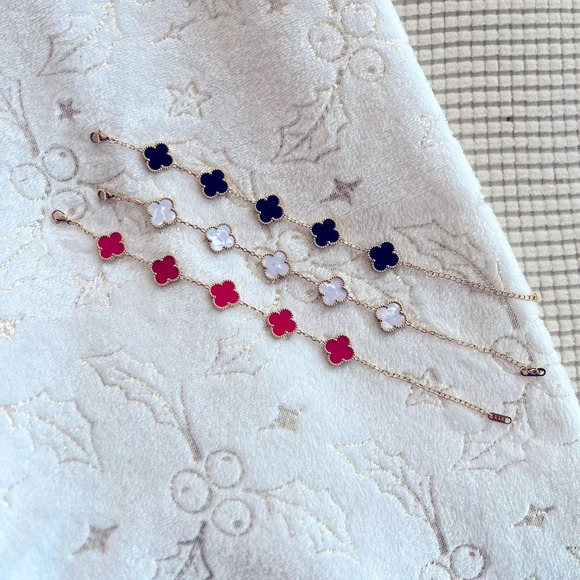 Gold & Black Clover Motif Stainless Steel Bracelet – Adjustable 9.25” Gift Ready - Picture 15 of 17